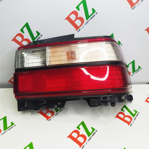 Faro stop derecho RH, Toyota Corolla, año 1994-1998