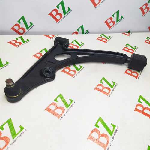 Tijera o meseta Par, Chevrolet Esteem