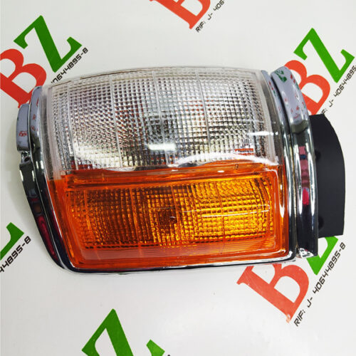 Cocuyo lateral derecho RH, Toyota Hilux, año 1987