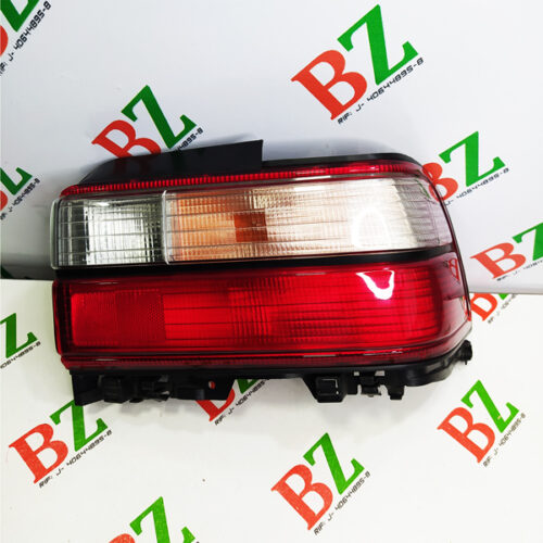 Faro stop derecho RH, Toyota Corolla, Baby Camry, año 1994-1998, marca Lucid