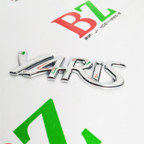 Emblema cromado, Toyota Yaris, marca Mazdel